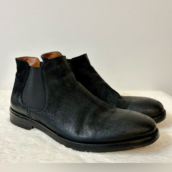 Barney’s New York Men’s Oiled Suede Chelsea Boot Size 9.5 - Picture 1 of 13